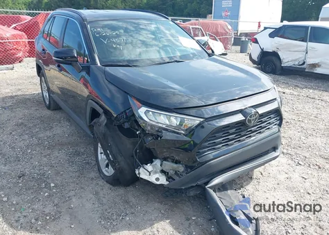 2020 Toyota Rav4 Xle z USA, uszkodzony, nr VIN 2T3W1RFV9LC064571